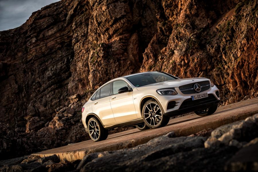  Mercedes-AMG GLC43 4Matic Coupe 2016 года  (WW) (фото 1 из 46)